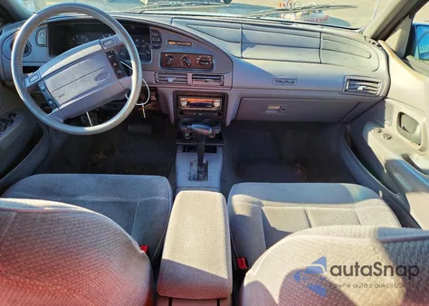 1992 Ford Taurus Lx z USA, uszkodzony, nr VIN 1FALP53U3NG244766